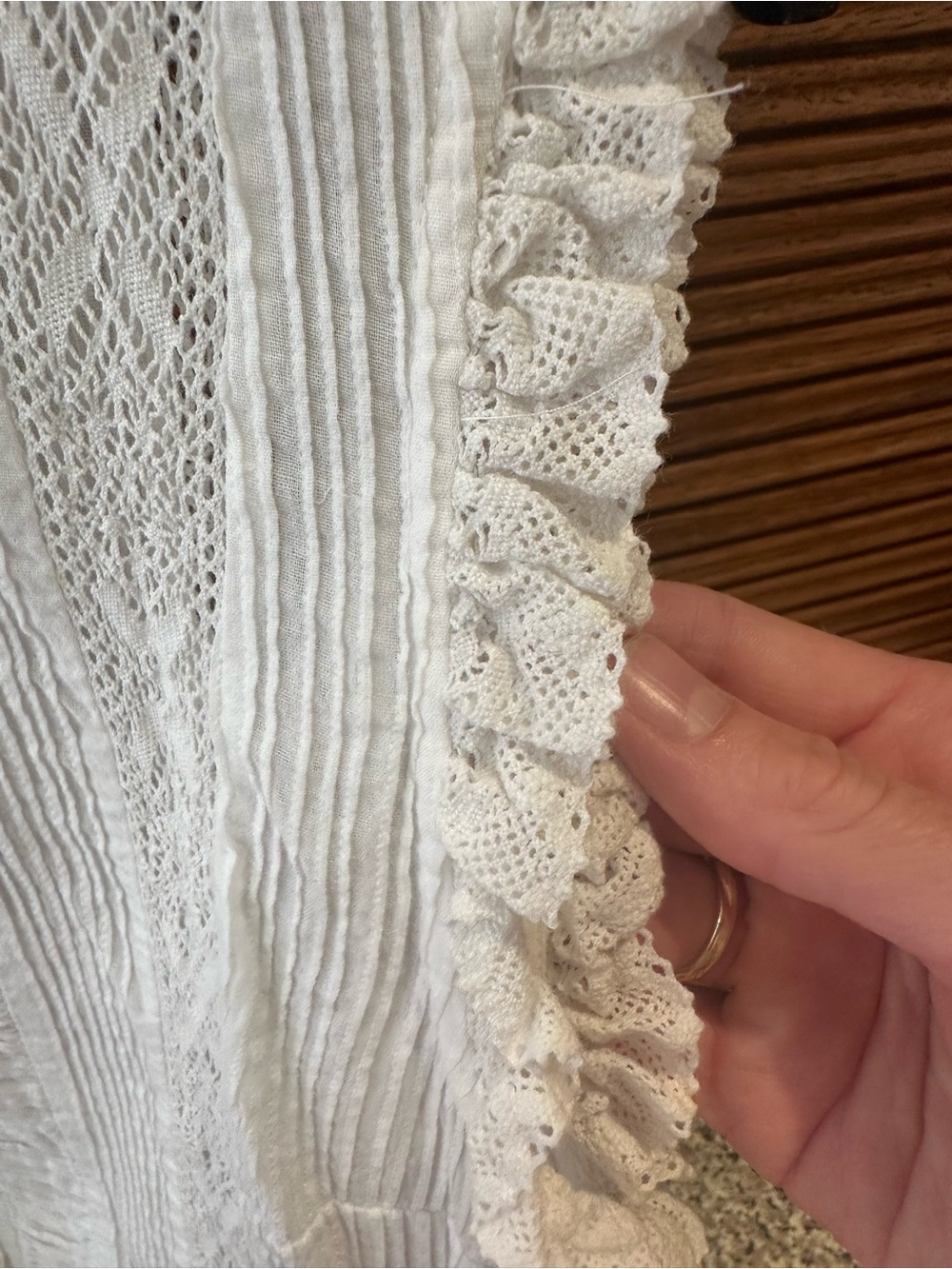 Doen Lace-Trim Button Front Top - Picture 4 of 6